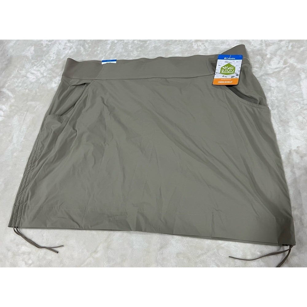 Columbia Anytime Casual Skort Women XXL Beige Omni-Shield Hiking AL4071-222 NEW